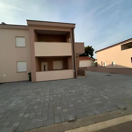 Apartment Mare